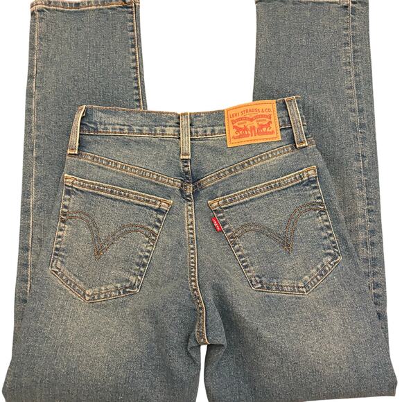 Levi’s Wedgie Straight Medium Wash Button Fly Jeans 24 - Picture 7 of 9